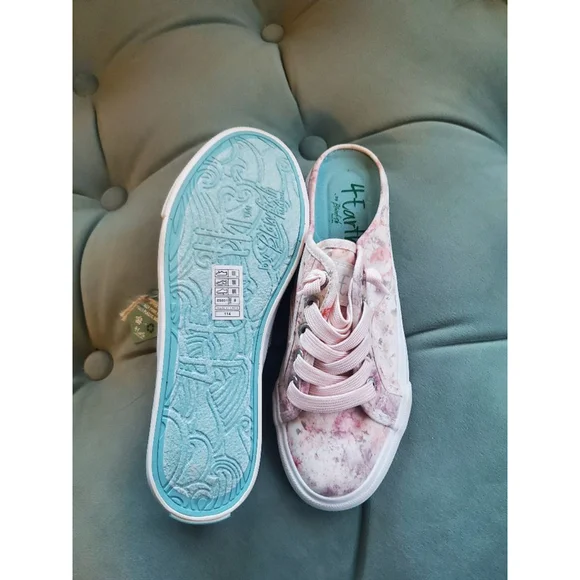 Women's 4Earth Sneakers, Pink, Size 8 - Picture 3 of 4